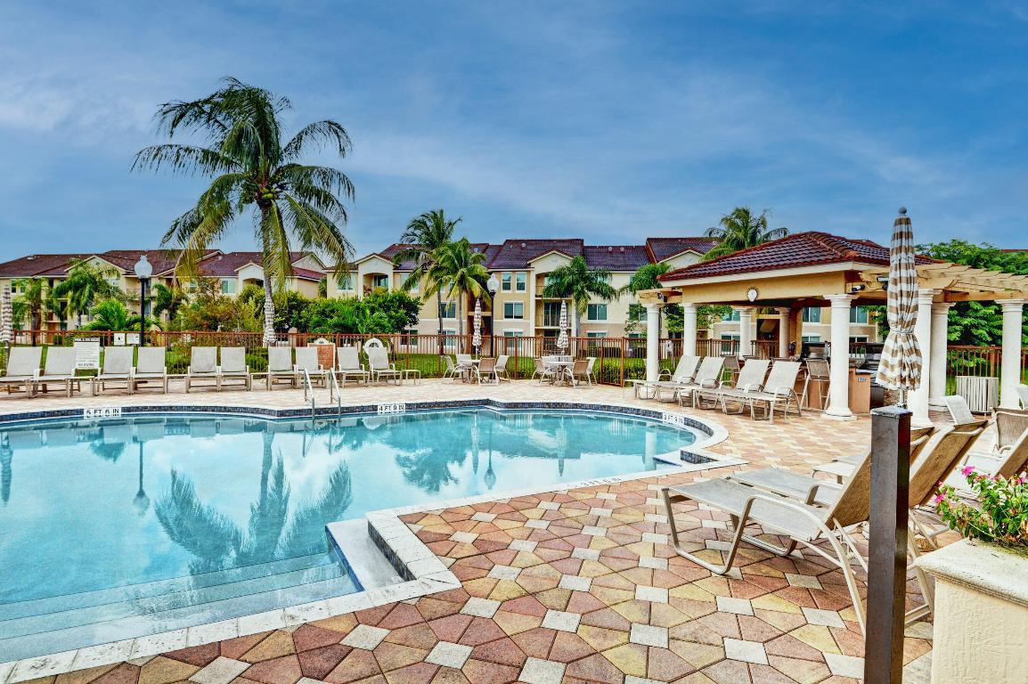 VILLA DEL SOL CONDO - Residential