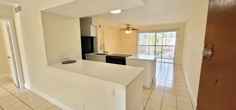 4401 Treehouse Ln 26-F Fort Lauderdale FL 33319