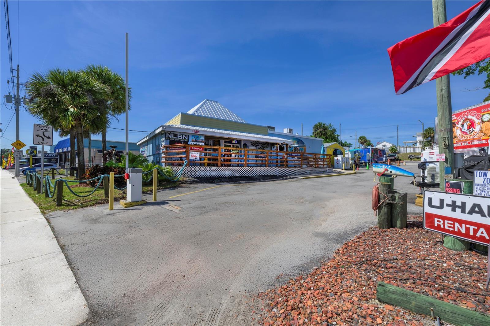 927 N Us Highway 1