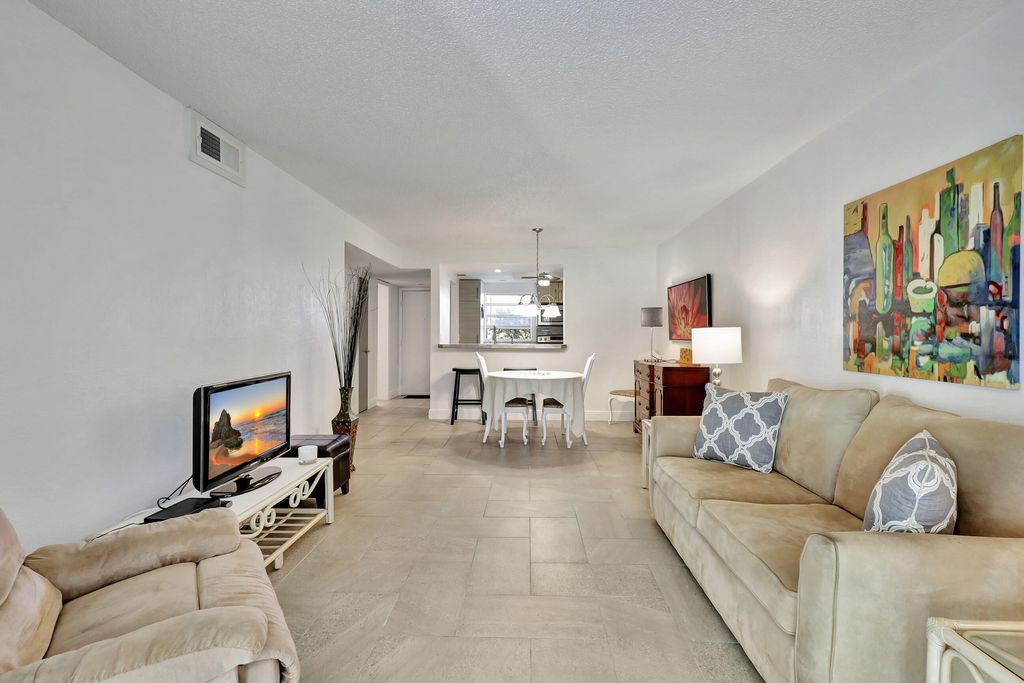 Photo of 330 NE 26th Avenue #1080, Boynton Beach, FL 33435 (MLS # B26042328)