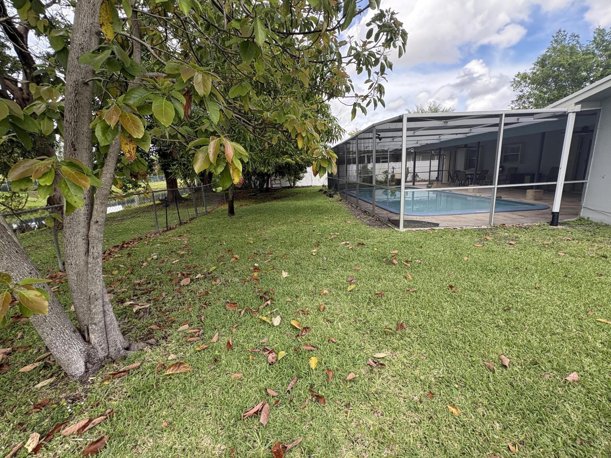 MIRROR LAKE ESTATES SEC 8 - Residential