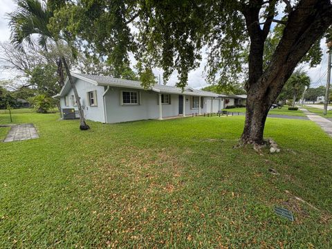 Tiny photo for 1401 NW 75th Terrace, Plantation, FL 33313 (MLS # B26012849)