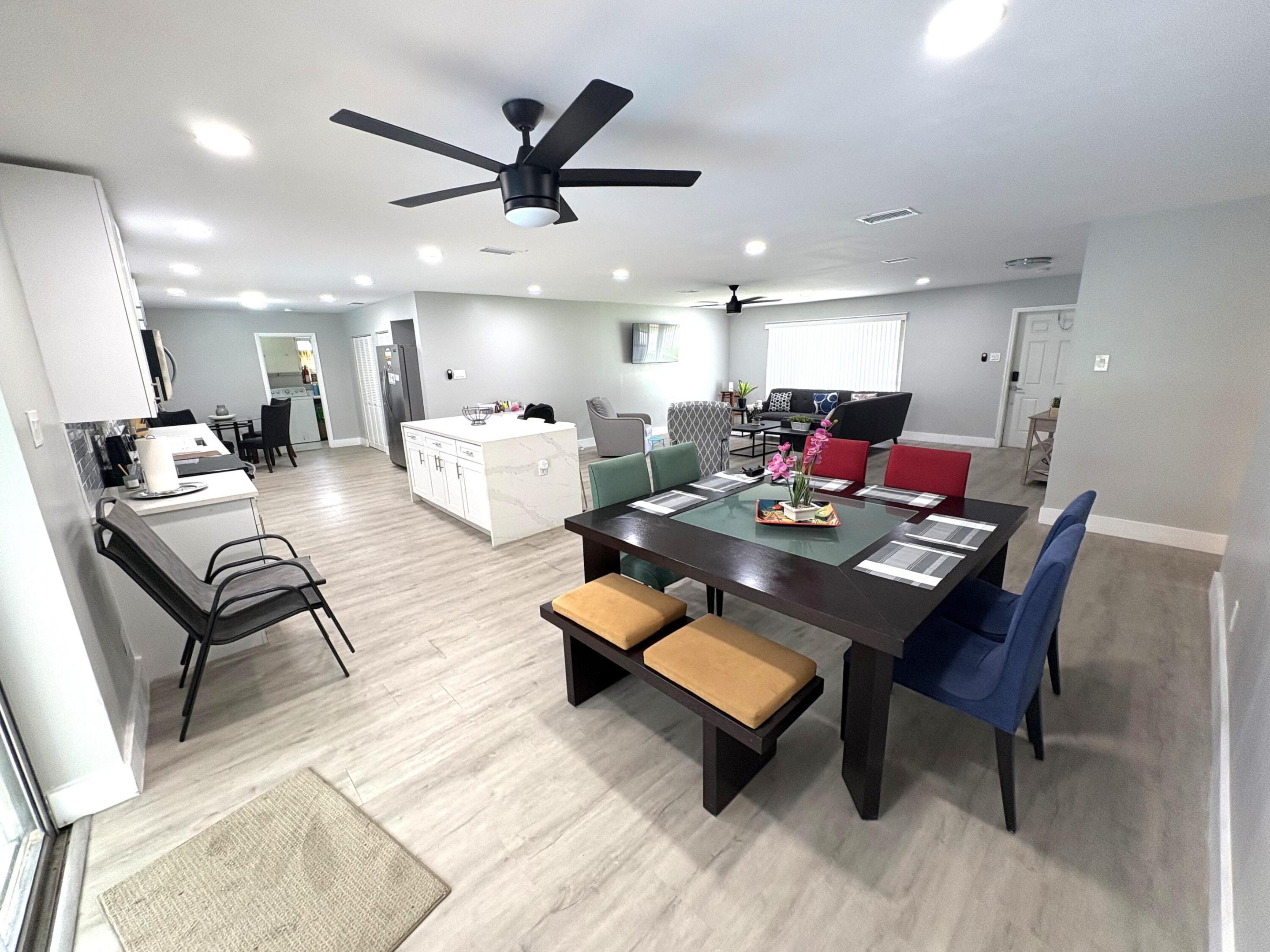 MIRROR LAKE ESTATES SEC 8 - Residential