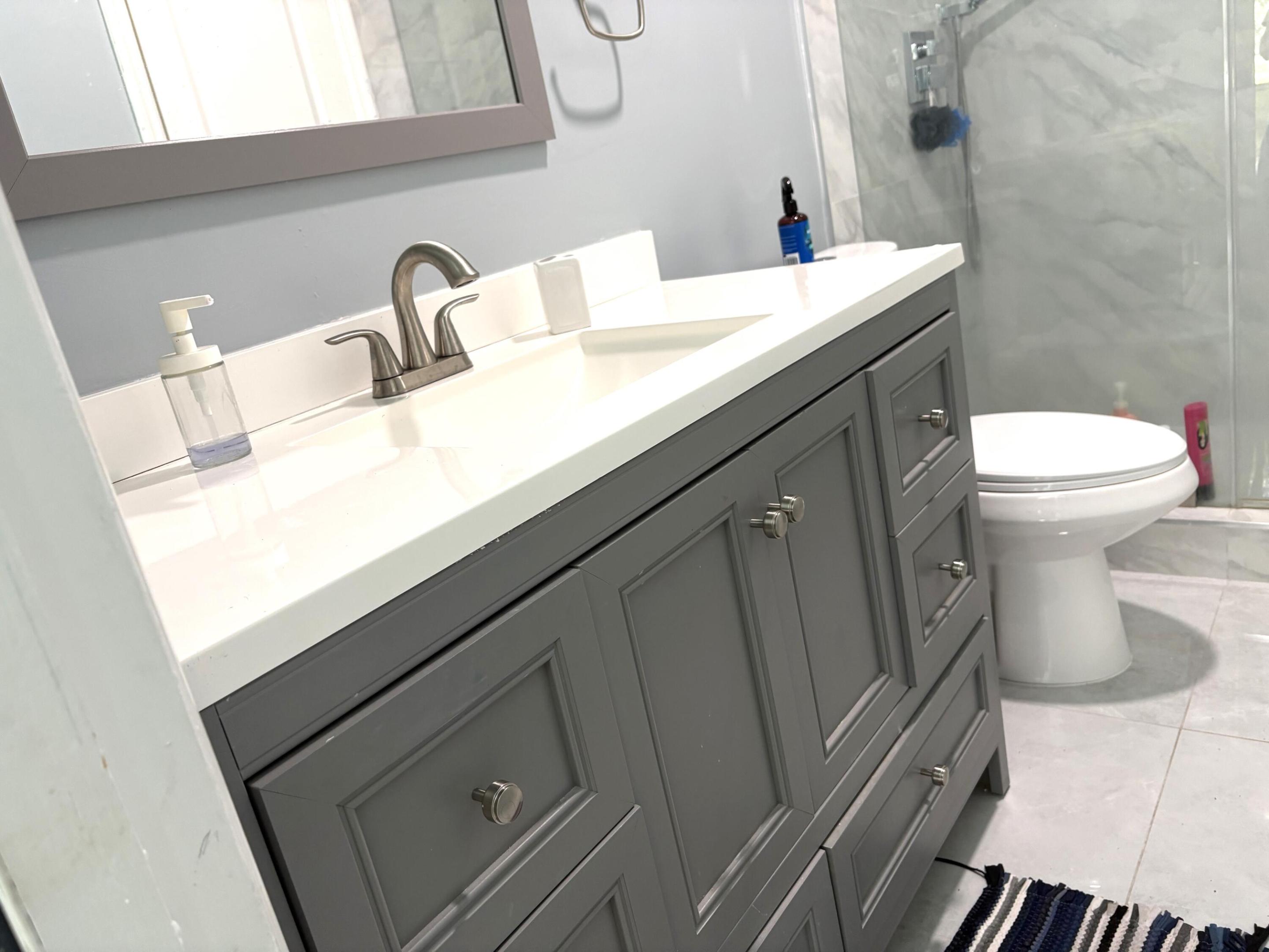 MIRROR LAKE ESTATES SEC 8 - Residential