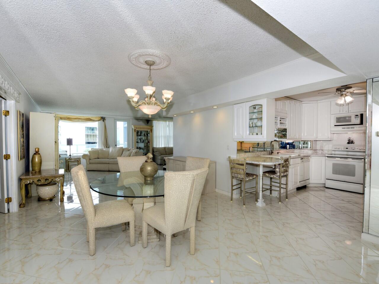 PATRICIAN OF PALM BEACH C - Residential Lease