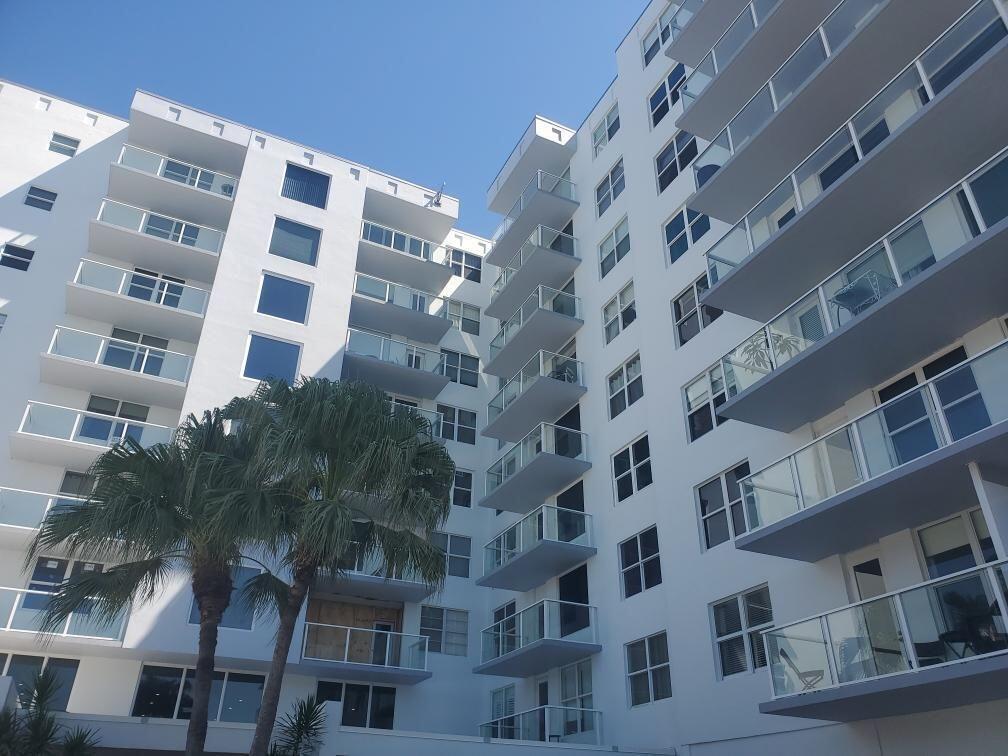 PATRICIAN OF PALM BEACH C - Residential Lease