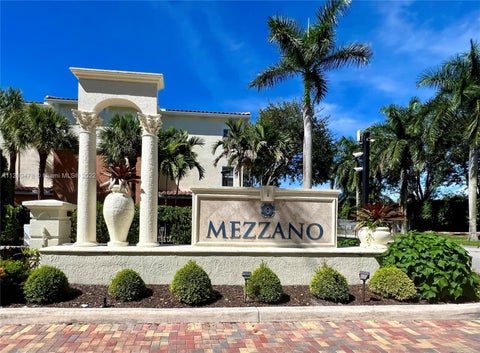 Photo of 9887 Baywinds Drive #4305, West Palm Beach, FL 33411 (MLS # B26040137)