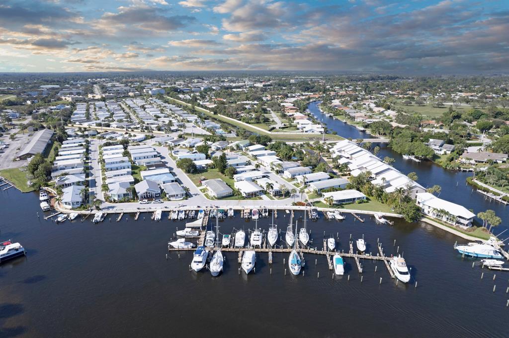 HIDDEN HARBOR CONDO - Residential