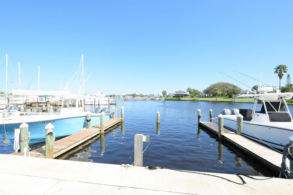 HIDDEN HARBOR CONDO - Residential