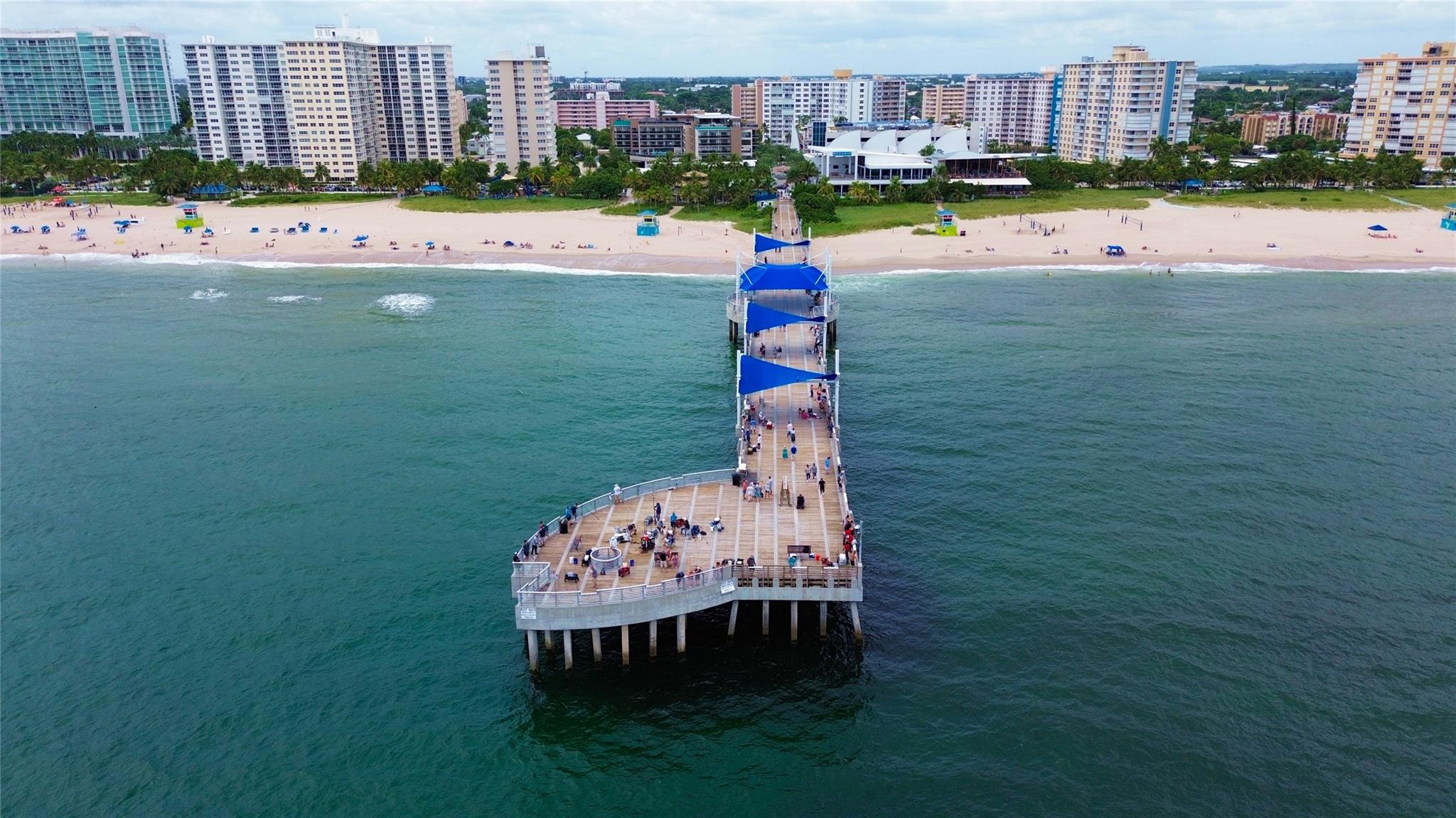 Barcelona North Condomini - Residential