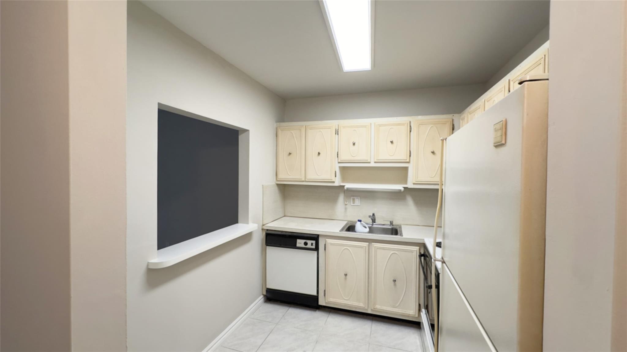 Barcelona North Condomini - Residential