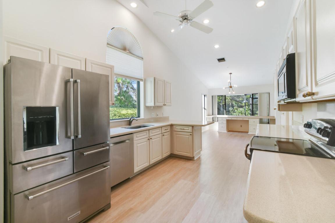 HARBOUR RIDGE PLAT NO 7 BAYBERRY VILLAGE - Residential