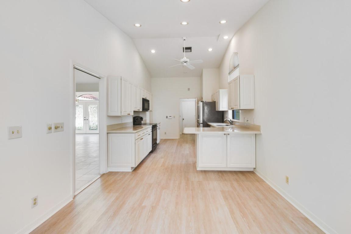 HARBOUR RIDGE PLAT NO 7 BAYBERRY VILLAGE - Residential