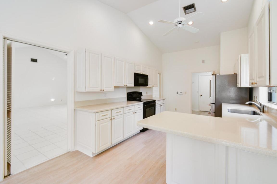 HARBOUR RIDGE PLAT NO 7 BAYBERRY VILLAGE - Residential