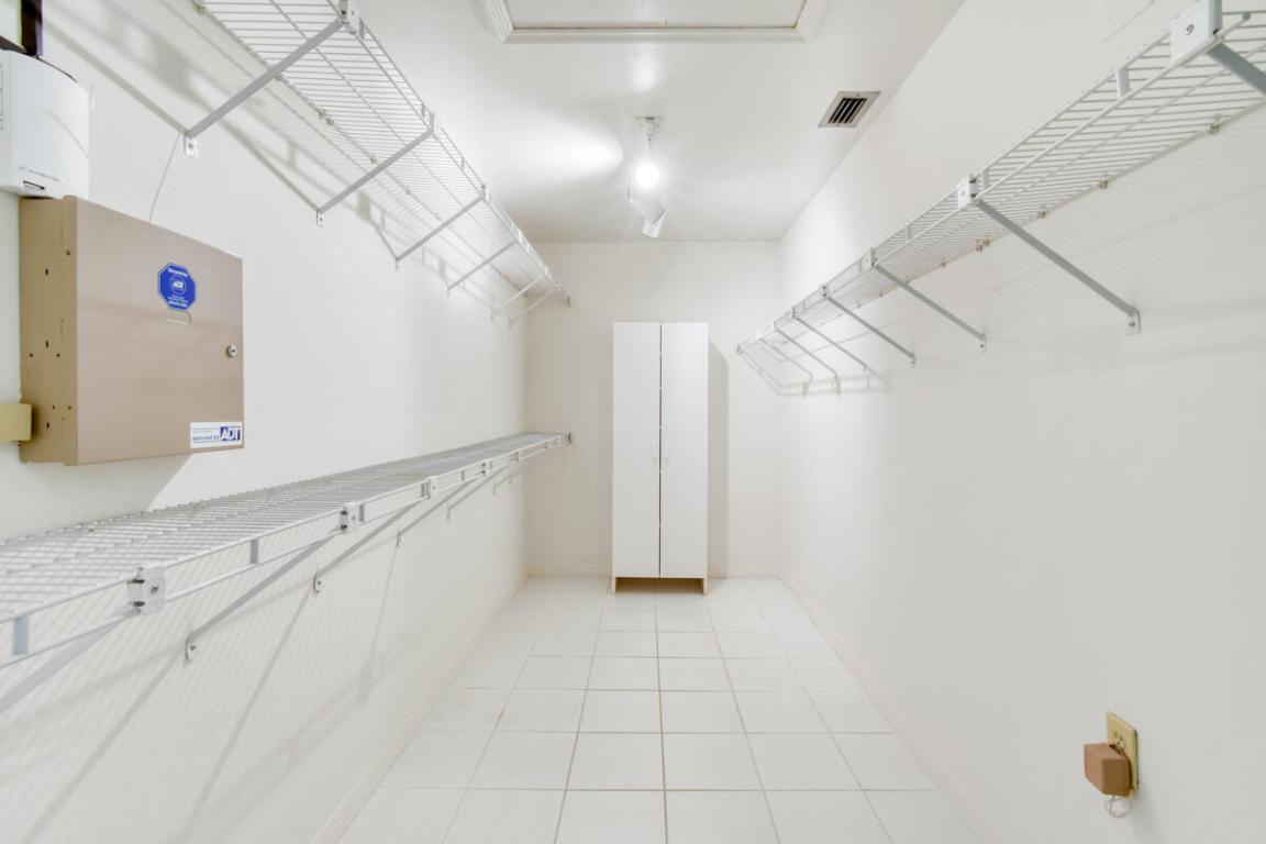 HARBOUR RIDGE PLAT NO 7 BAYBERRY VILLAGE - Residential