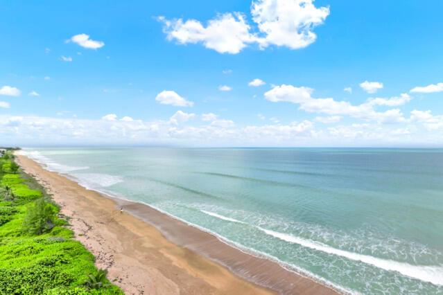 REGENCY  TWO CONDOMINIUM - Residential