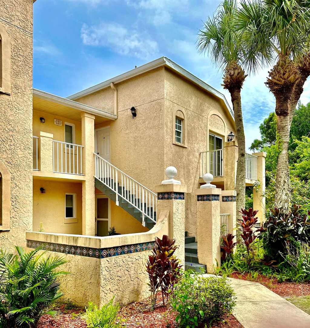 Photo of 1672 SE Green Acres Circle #B204, Port St Lucie, FL 34952 (MLS # R10908350)