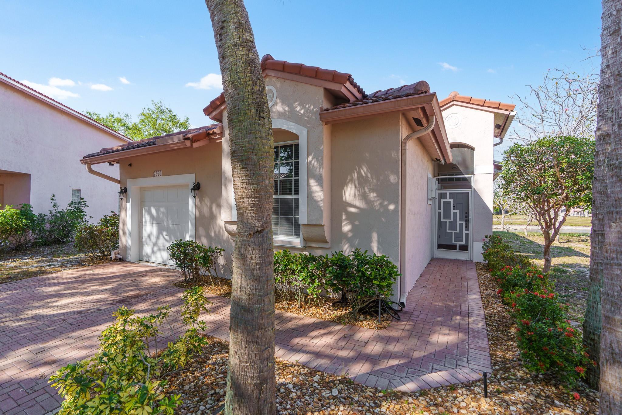 3954 NW 63rd Ter