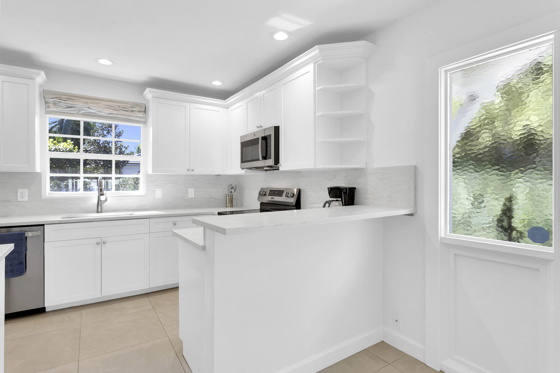 211 Miraflores Drive