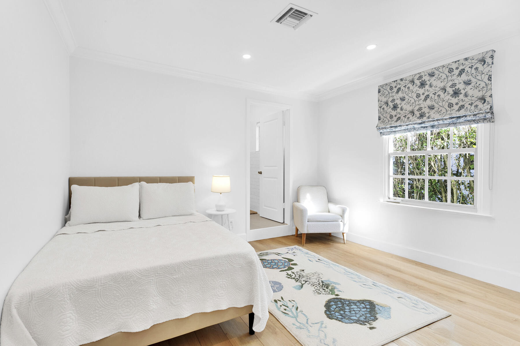 EL PARAISO - Residential Lease