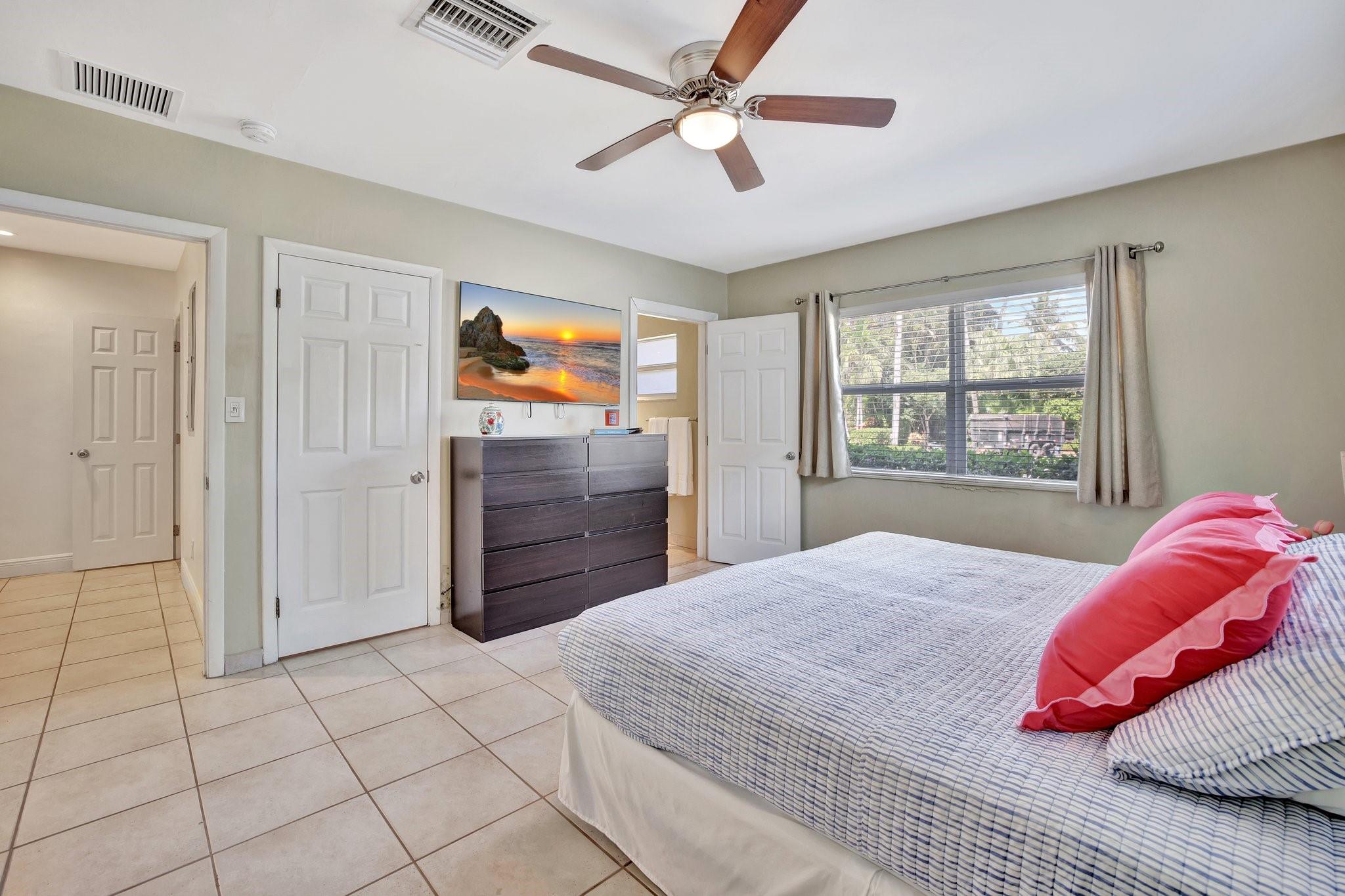 Lauderdale Harbors - Residential