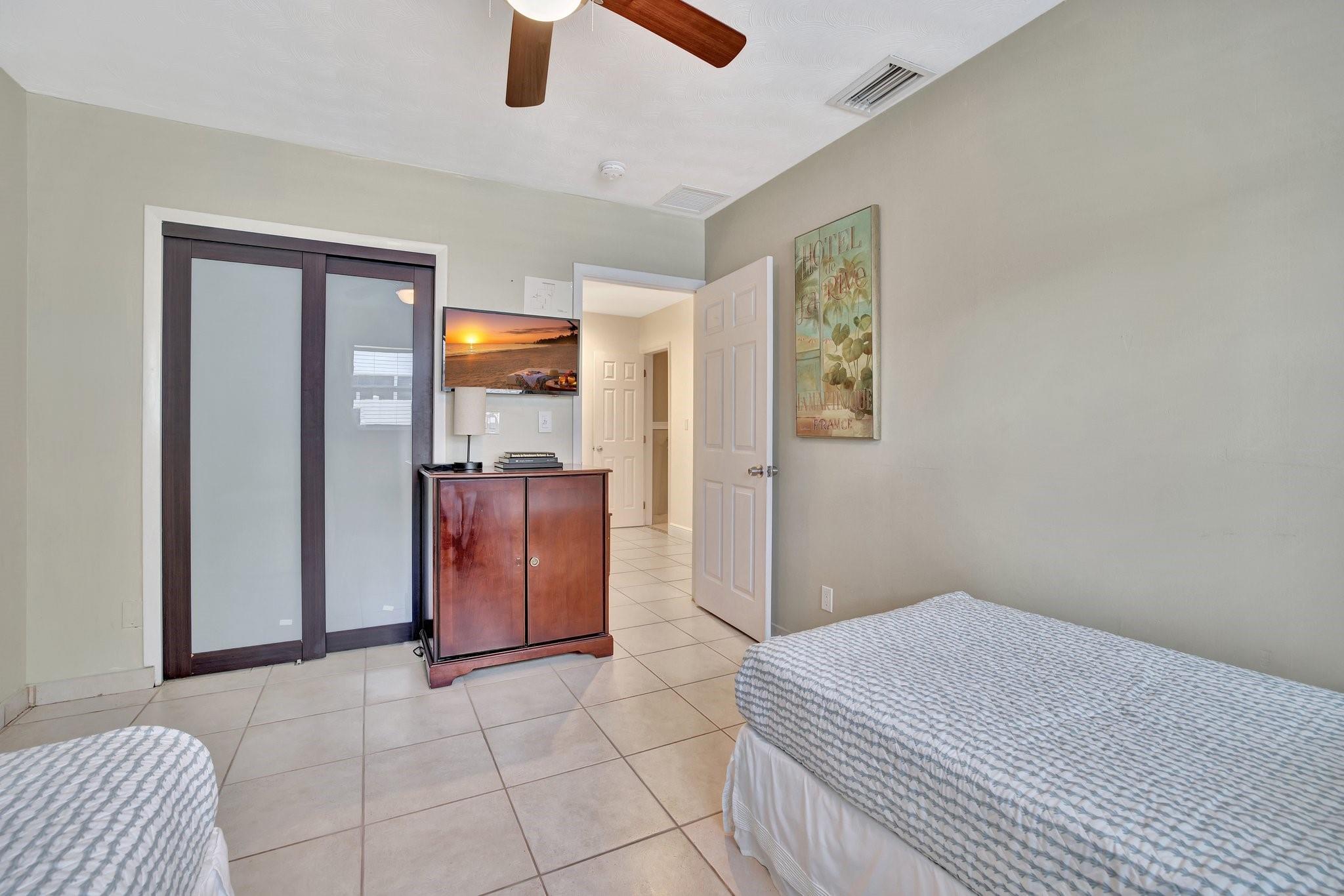 Lauderdale Harbors - Residential