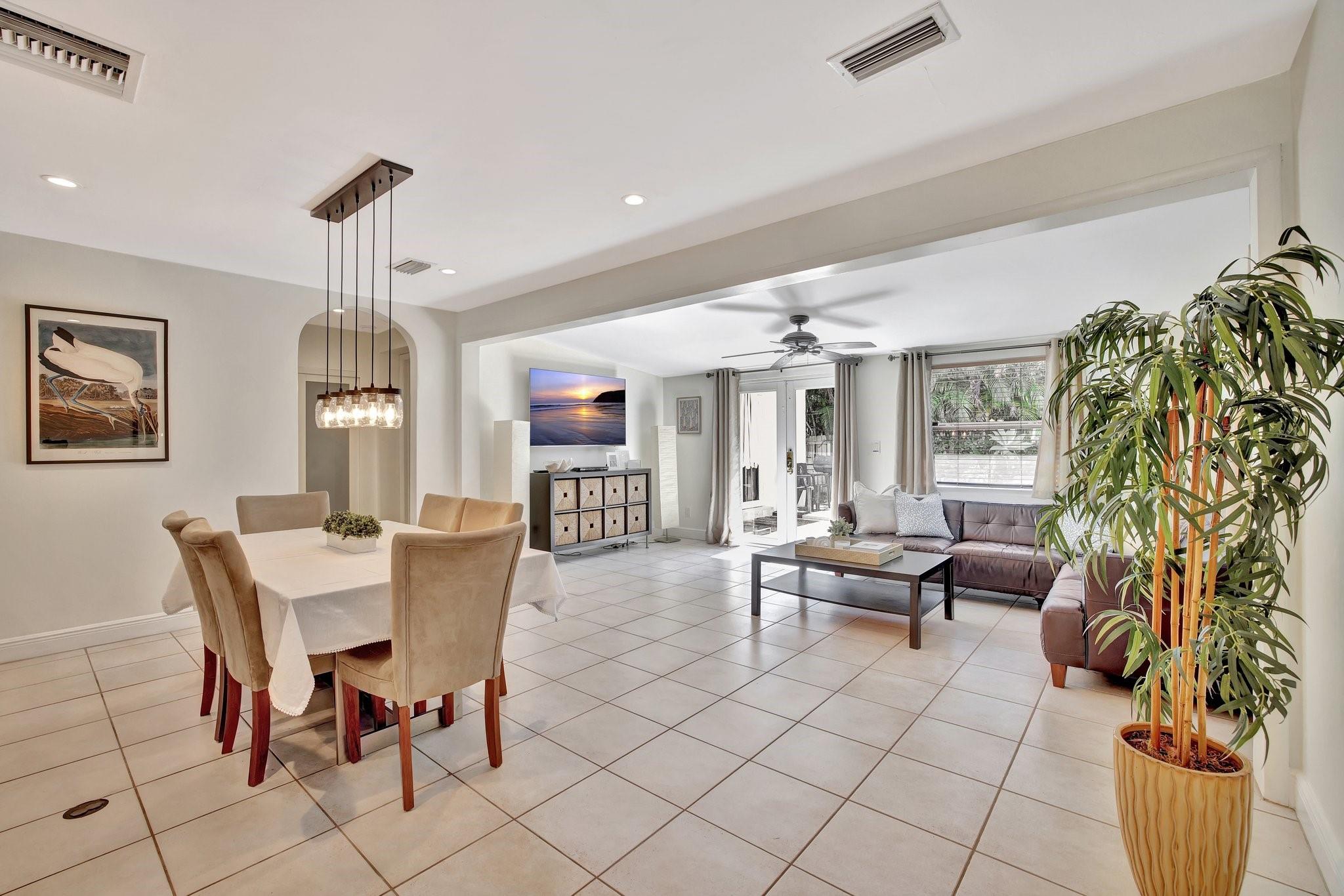 Lauderdale Harbors - Residential