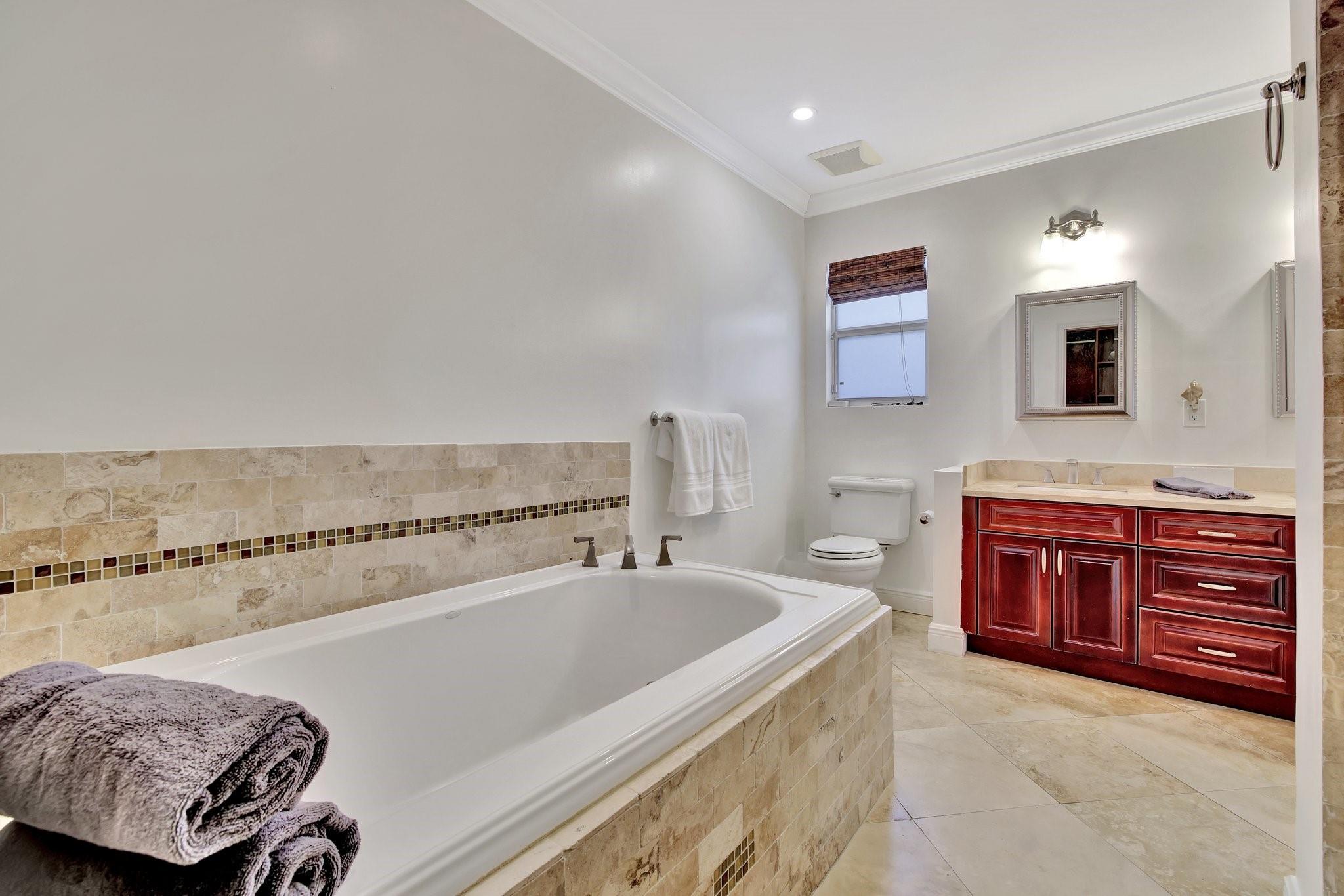 Lauderdale Harbors - Residential