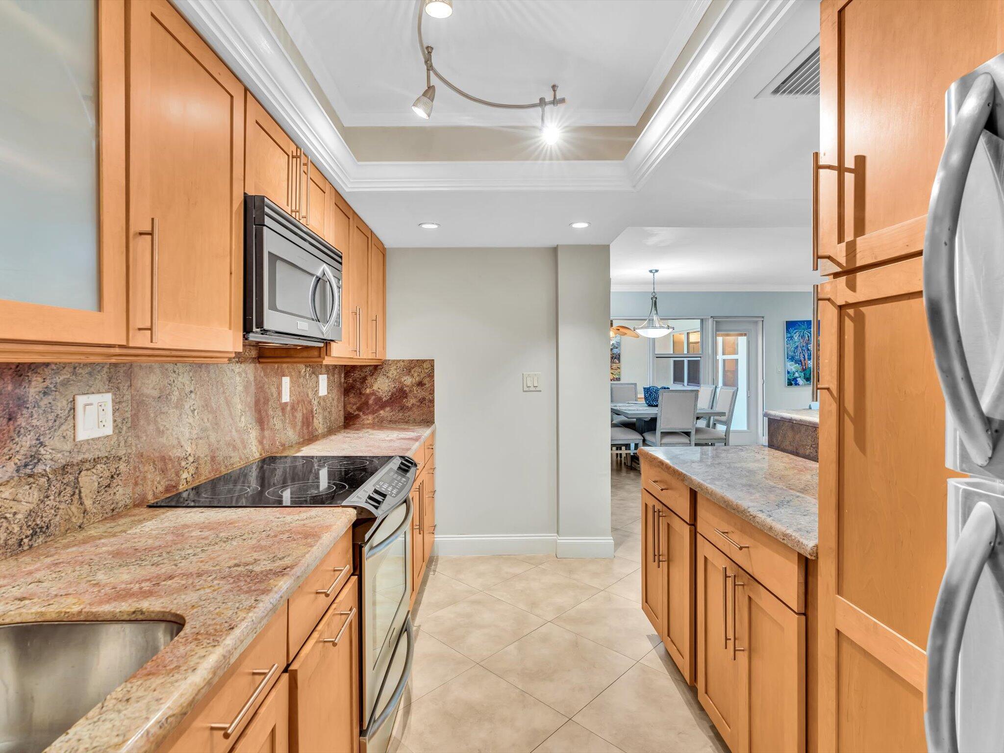 CORAL RIDGE TOWERS EAST CO-OP - Residential