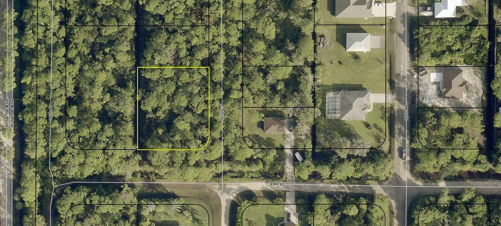 Take advantage of this rare opportunity to own a corner double-lot in the desirable and fast-growing community of Vero Lake Estates. Enjoy the proximity to local dining, shopping, and recreational amenities nearby, along with the convenient location of I-95 for your commute. Don't miss out on this ideal blend of location, growth potential, and investment opportunity.