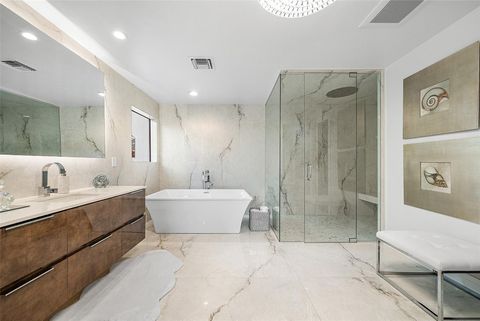 Tiny photo for 737 NE Boca Bay Colony Drive, Boca Raton, FL 33487 (MLS # F10545677)