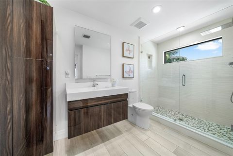 Tiny photo for 737 NE Boca Bay Colony Drive, Boca Raton, FL 33487 (MLS # F10545677)
