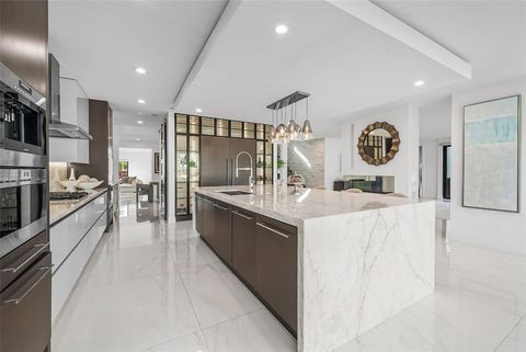 Tiny photo for 737 NE Boca Bay Colony Drive, Boca Raton, FL 33487 (MLS # F10545677)