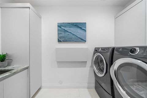 Tiny photo for 737 NE Boca Bay Colony Drive, Boca Raton, FL 33487 (MLS # F10545677)