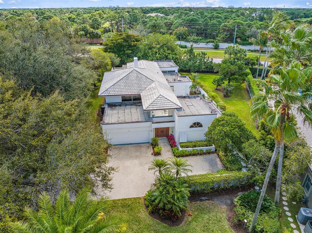 Photo of 403 Mariner Drive, Jupiter, FL 33477 (MLS # R10774168)