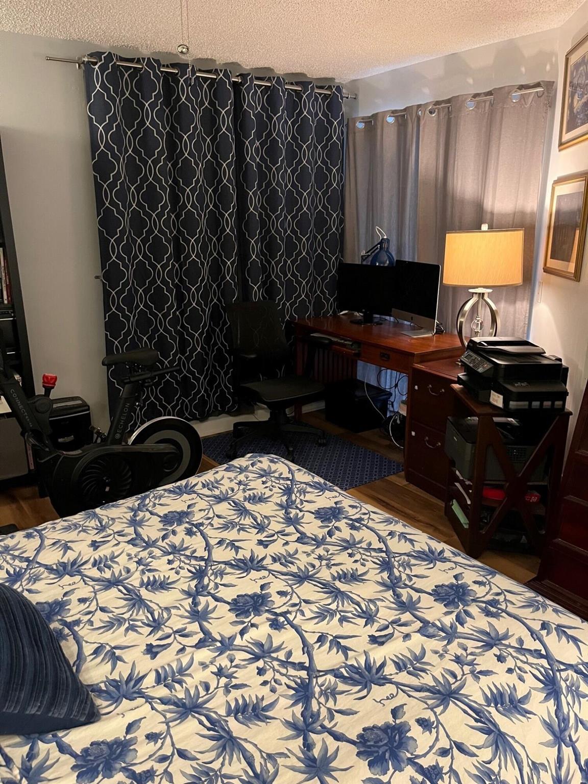 ISLAND CLUB - Residential