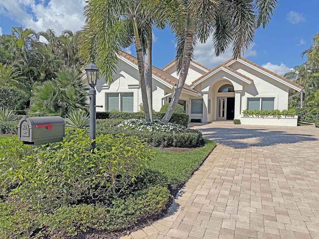 Photo of 3663 Dijon Way #10, Palm Beach Gardens, FL 33410 (MLS # R11064209)