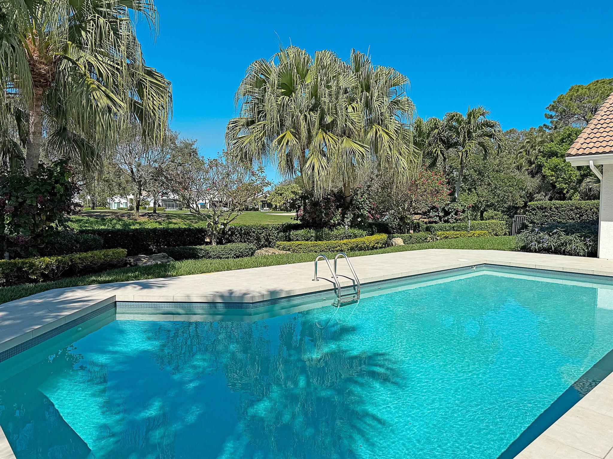 FRENCHMANS CREEK PAR E-4 - Residential