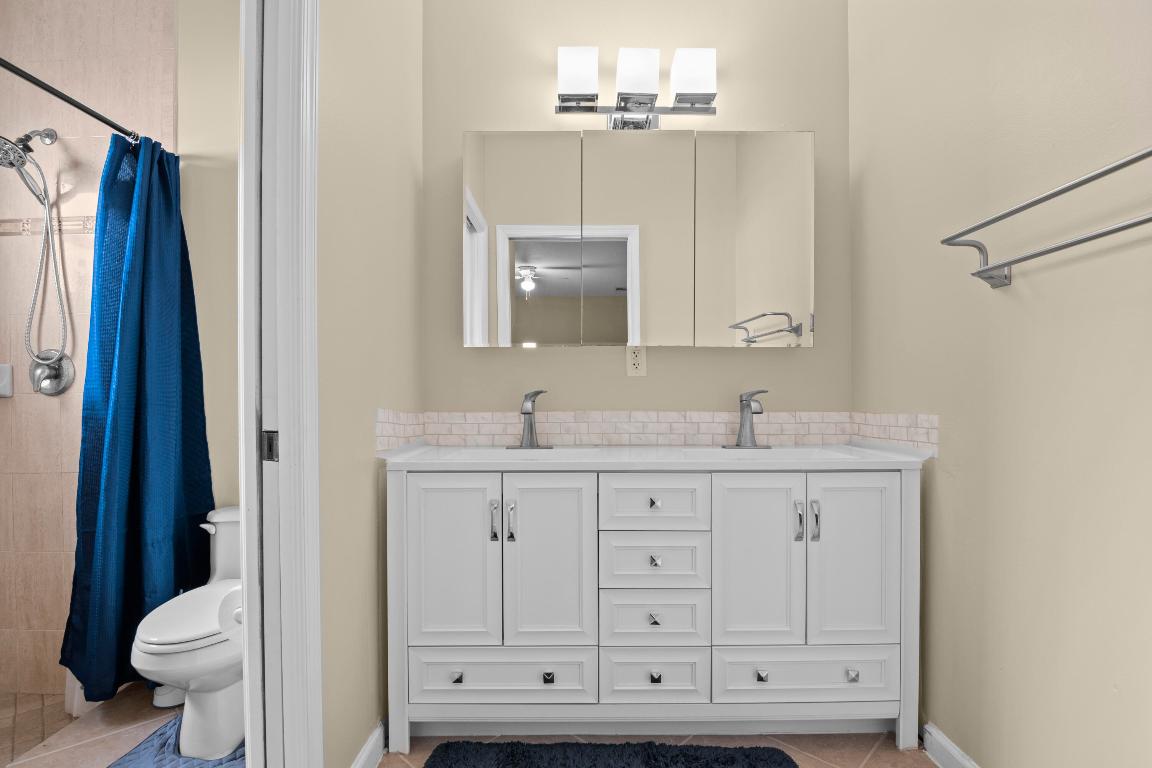 LAKE WORTH TOWN OF - Residential