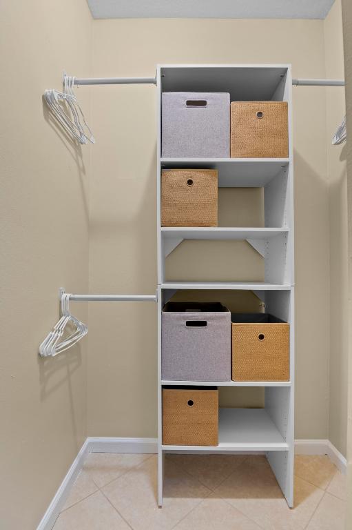 LAKE WORTH TOWN OF - Residential