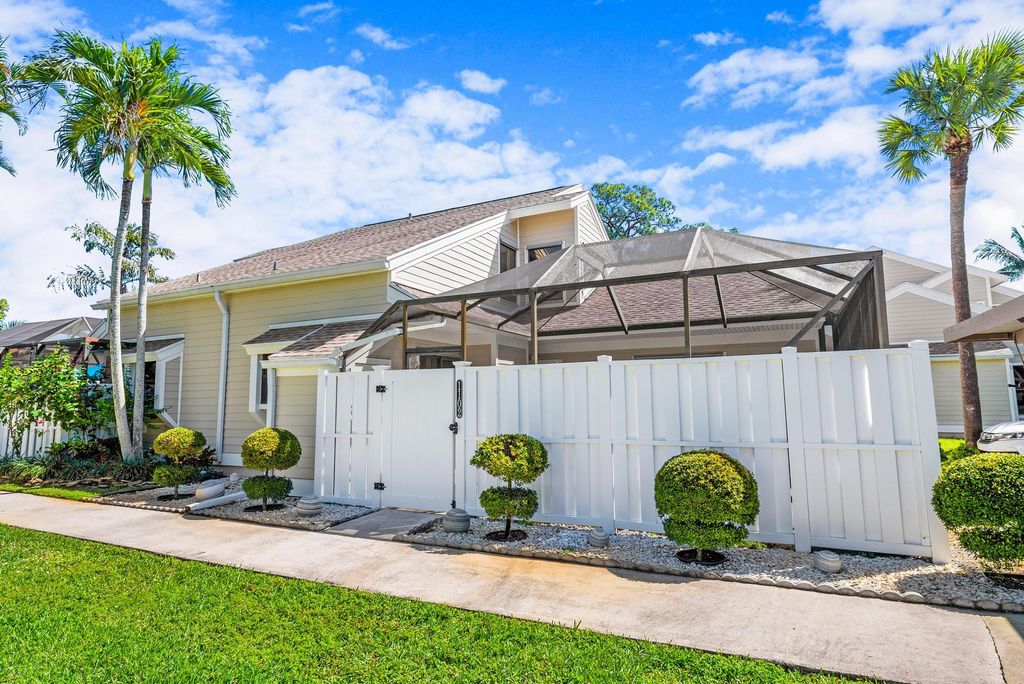 Photo of 1102 Summer Winds Lane #1102, Jupiter, FL 33458 (MLS # R11000455)