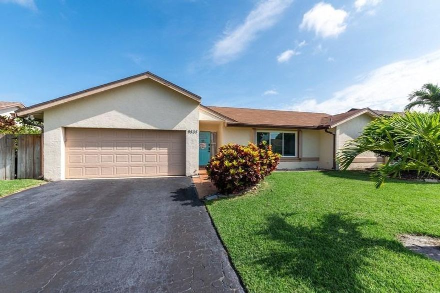 Updated 4/2 Lakefront Pool Home with Forever Views. This property is located in the best sub-section of West Boca Raton's sought after Community of Southwind Lakes. This property includes: New Wood Flooring, Smart Features, New Kitchen with State of the Art- Touch Screen Samsung Tablet Refrigerator, New Kitchen Cabinetry, Wifi controlled Samsung Front Door Lock, Wifi controlled AC (2013), Electrical Panel (2017), Roof (2005), Vaulted Ceilings, Accordion Shutters, New Windows & New Sliding Glass Doors. Screened in Patio with Large Pool overlooking a Beautiful and Tranquil Section of the Lake. Quiet Street. Pool Pump 2017, New Pool Vacuum and Skimmer (2018). Big Private Backyard. 9200 Foot Lot. HOA 57/Mo includes tennis, basketball and community pool.A Rated School District