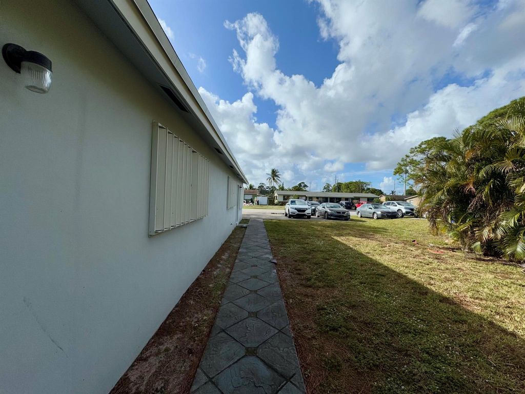 Photo of 4806 Dell Avenue, Lake Worth, FL 33461 (MLS # R11045946)