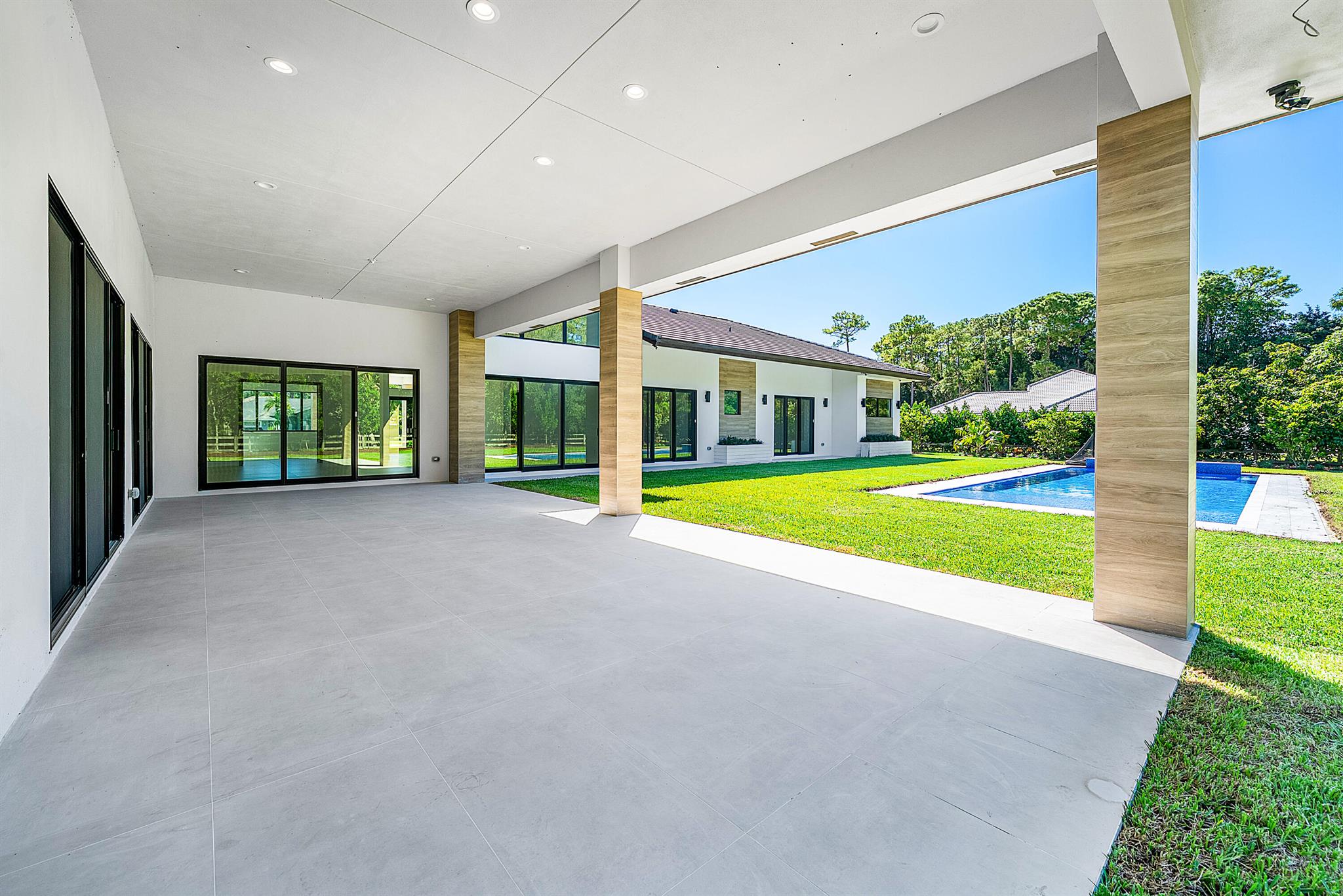 PADDOCK PARK 1 OF WELLING - Residential