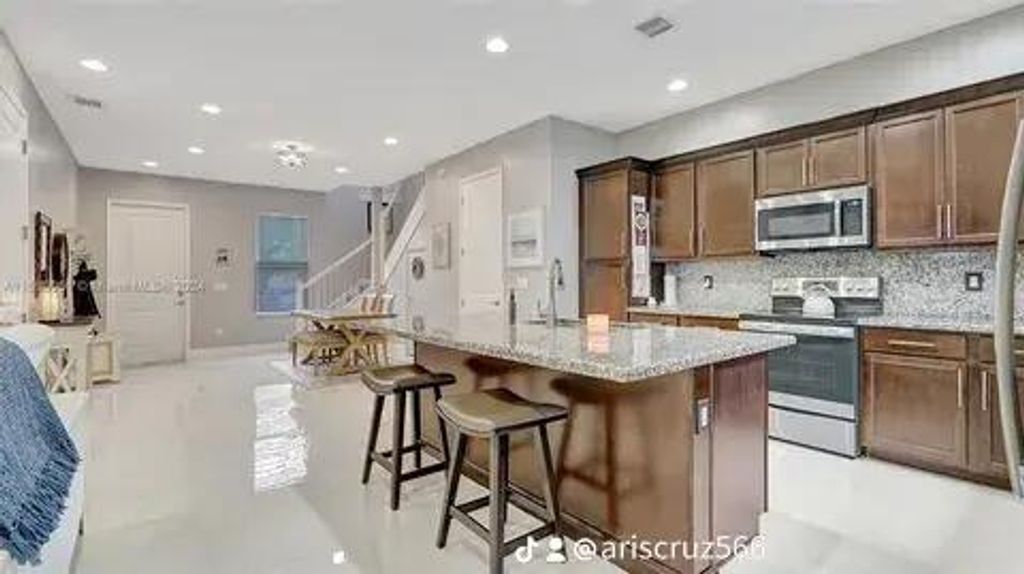 Photo of 20908 NW 1st Drive, Pembroke Pines, FL 33029 (MLS # B26026272)