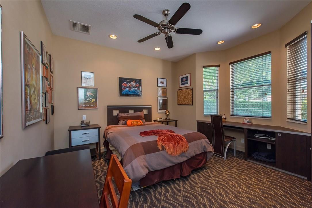 CYPRESS HEAD - Residential