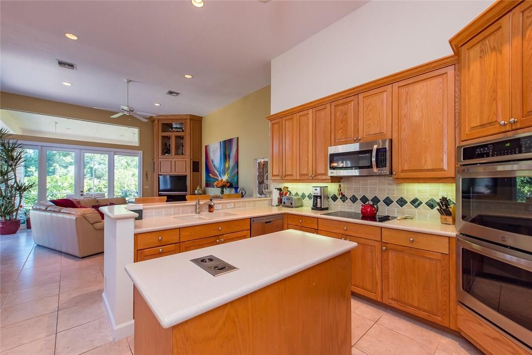 CYPRESS HEAD - Residential