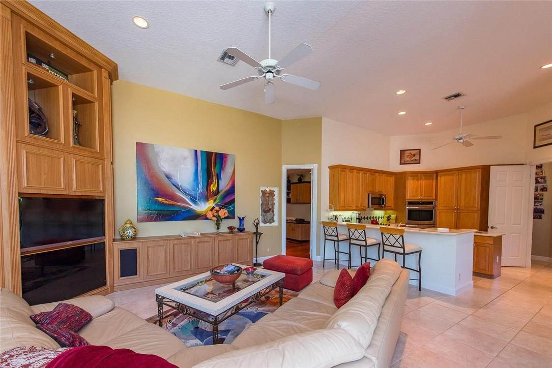 CYPRESS HEAD - Residential