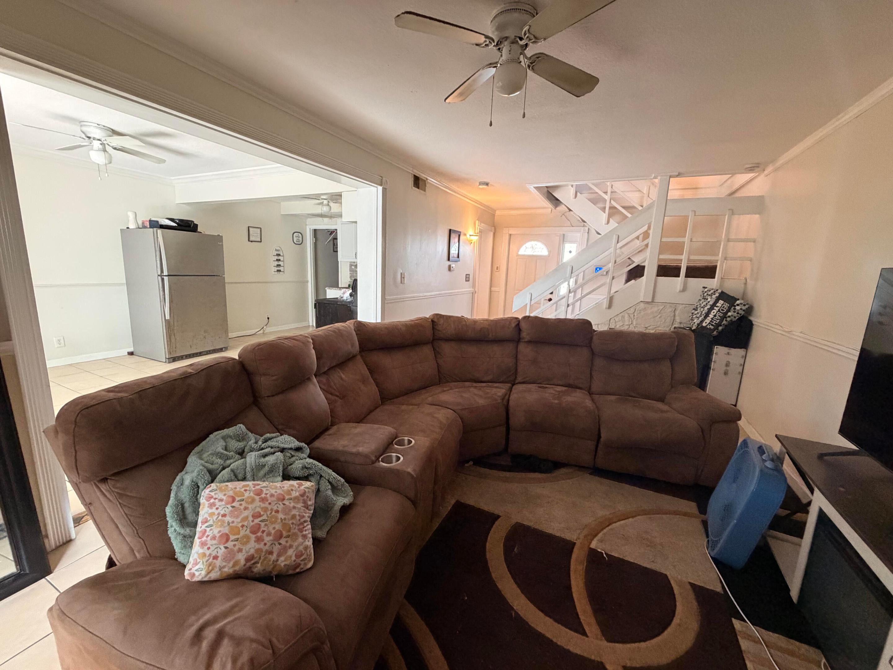 296 SUNSHINE Drive