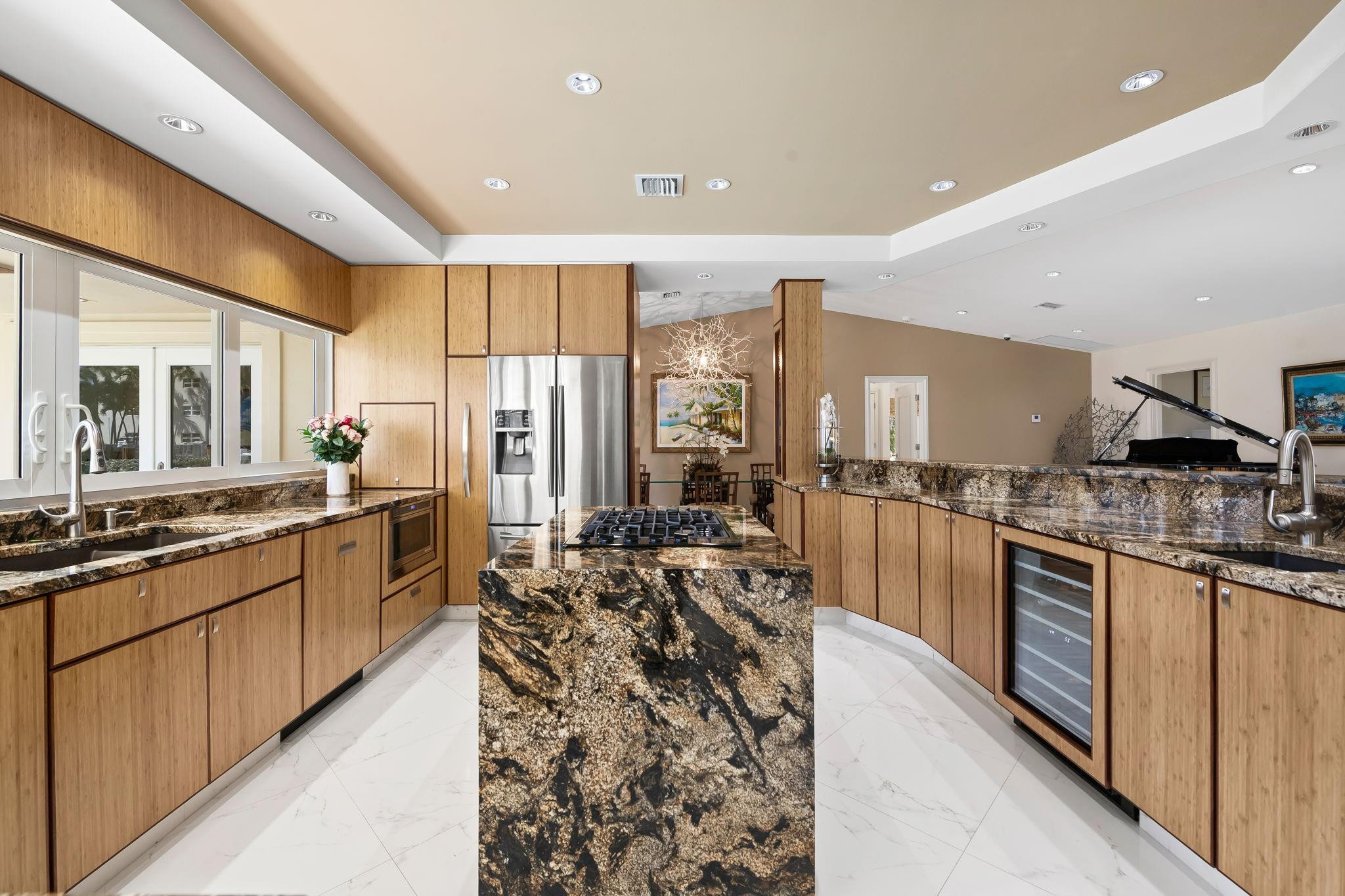 THE LANDINGS FIRST - Residential